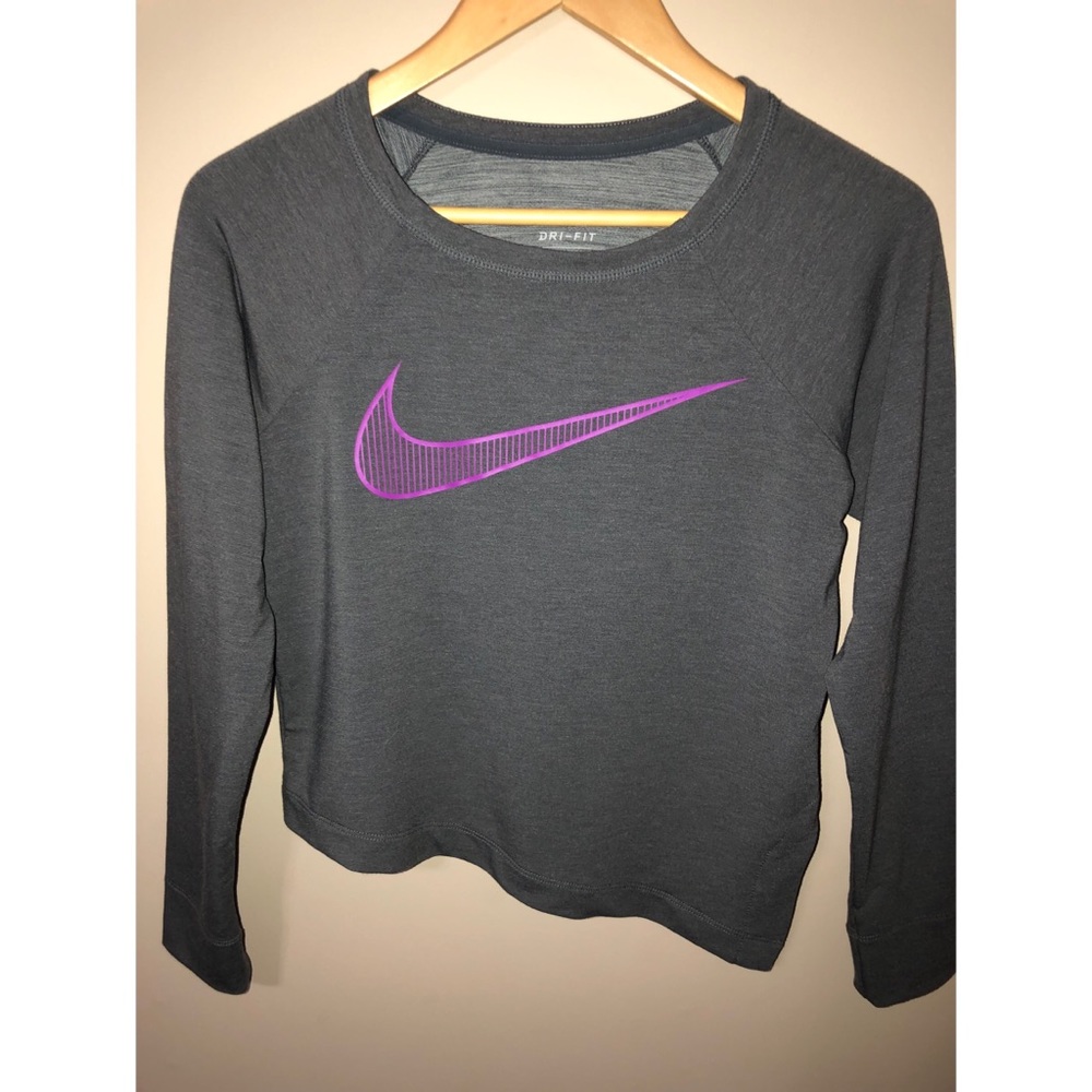 Nike - Asymmetrical Long Sleeve Tee